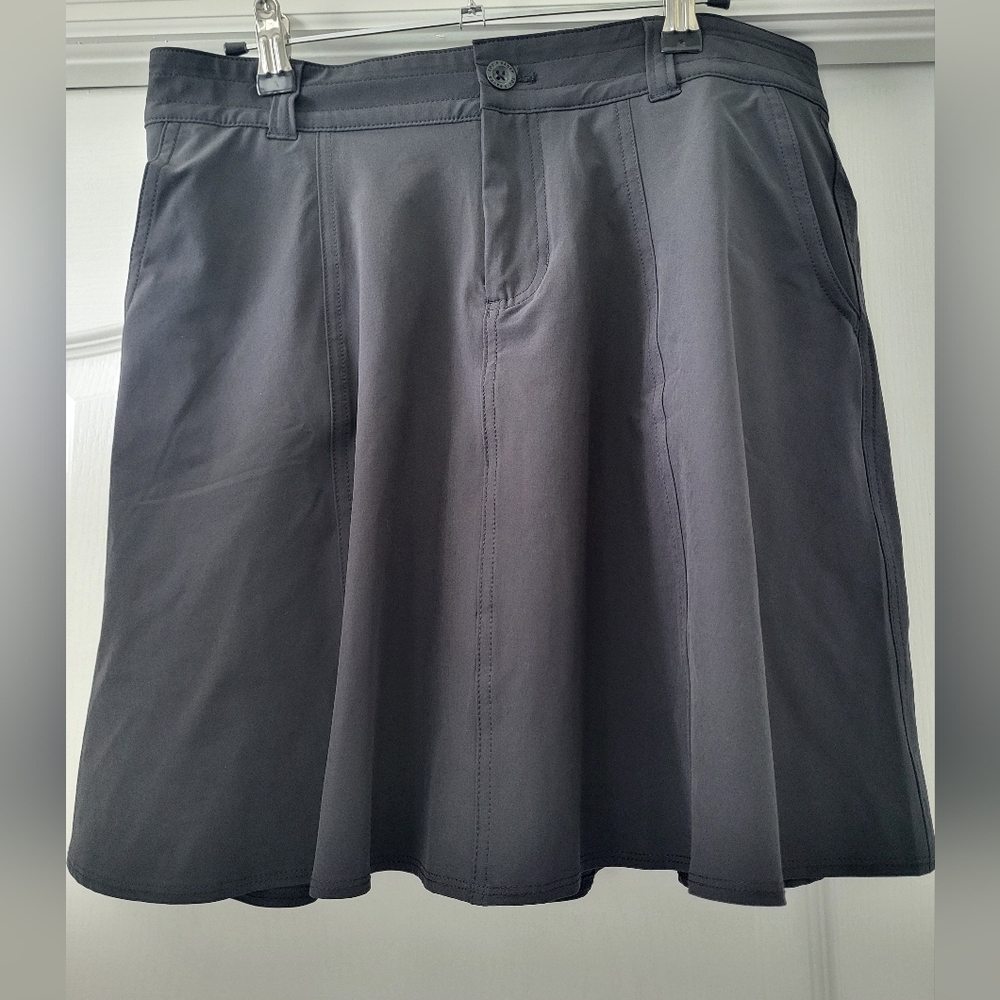 Eddie Bauer Black A-Line Skorts